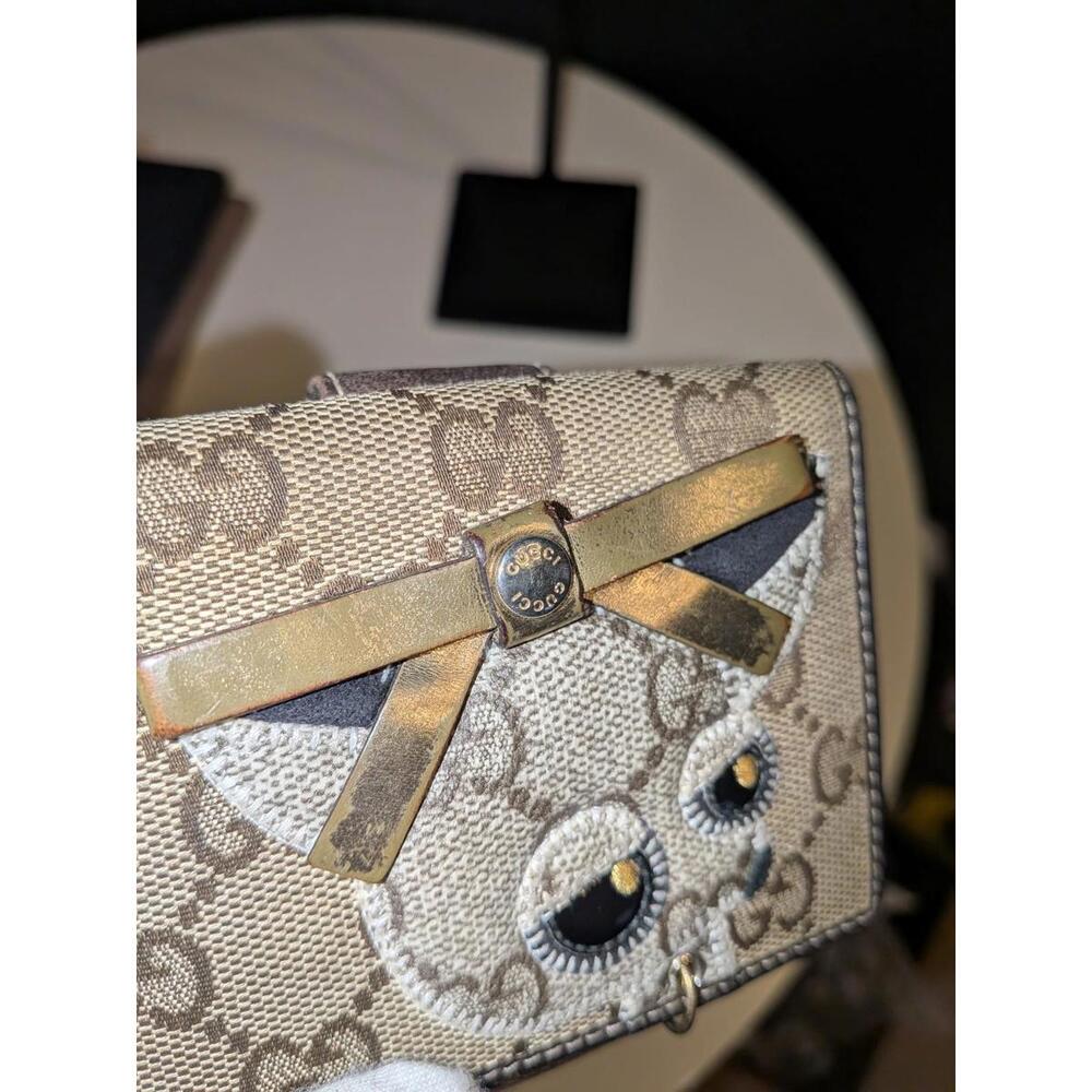 GUCCI Guccioli Brando Chihuahua GG Logo Supreme Canvas Leather Bifold Wallet - Picture 7 of 7